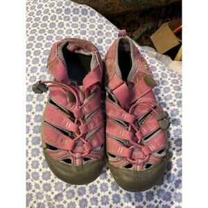 KEEN Newport Little Kids Size 3 Closed Toe Sandals Water, Hiking, Etc